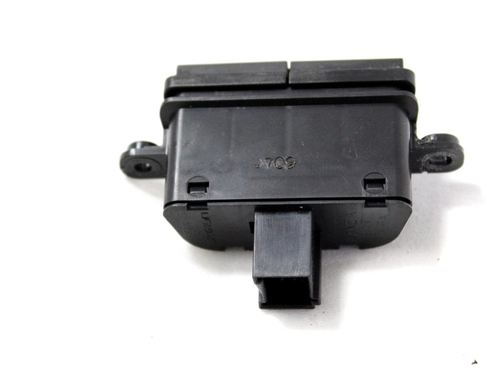 STIKALO VARNOSTNIH ZMIGAVCEV  OEM N. 156087359 ORIGINAL REZERVNI DEL ALFA ROMEO MITO 955 (2008 - 2018) BENZINA/GPL LETNIK 2010