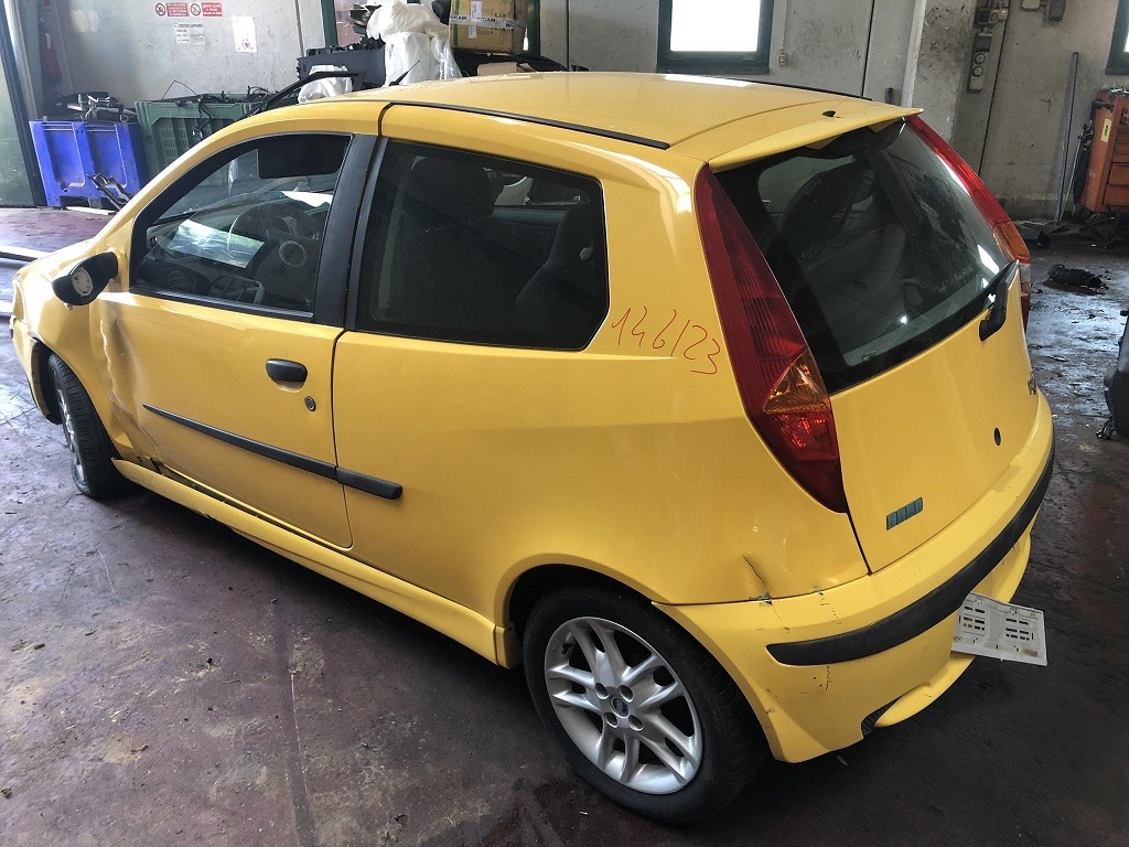 FIAT PUNTO 1.2 B 59KW 5M 3P (2003) RICAMBI IN MAGAZZINO