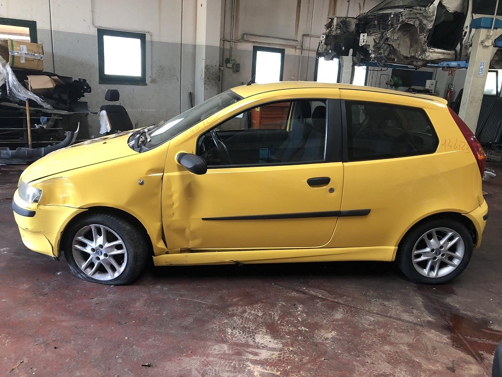 FIAT PUNTO 1.2 B 59KW 5M 3P (2003) RICAMBI IN MAGAZZINO