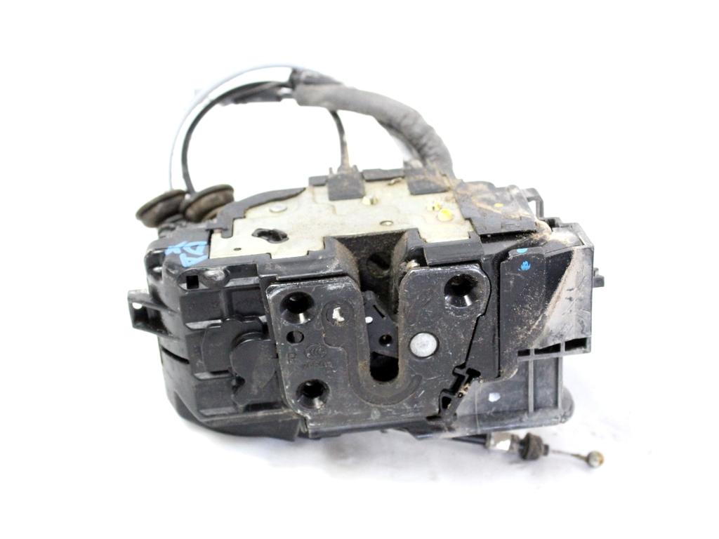 CENTRALNI ZAKLEP SPREDNJIH VRAT  OEM N. 81320-2B030 ORIGINAL REZERVNI DEL HYUNDAI SANTA FE CM MK2 (2006 - 2012)DIESEL LETNIK 2011