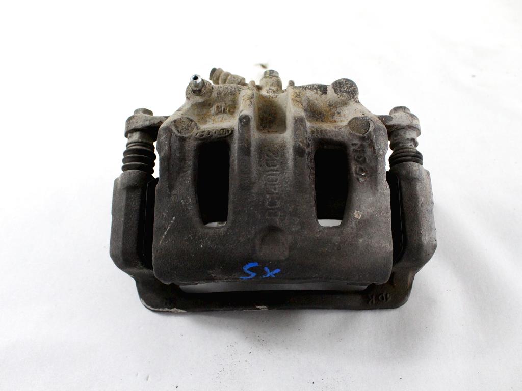 SPREDNJE LEVE ZAVORNE CELJUSTI  OEM N. 581102P700 ORIGINAL REZERVNI DEL HYUNDAI SANTA FE CM MK2 (2006 - 2012)DIESEL LETNIK 2011