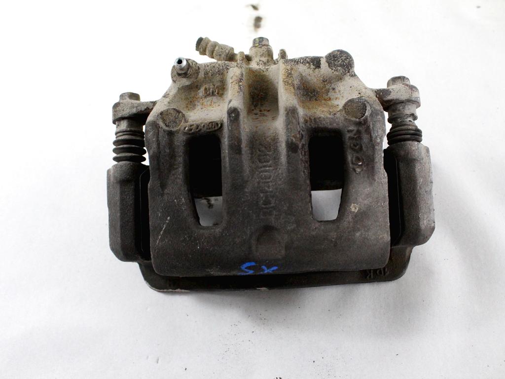 SPREDNJE LEVE ZAVORNE CELJUSTI  OEM N. 581102P700 ORIGINAL REZERVNI DEL HYUNDAI SANTA FE CM MK2 (2006 - 2012)DIESEL LETNIK 2011