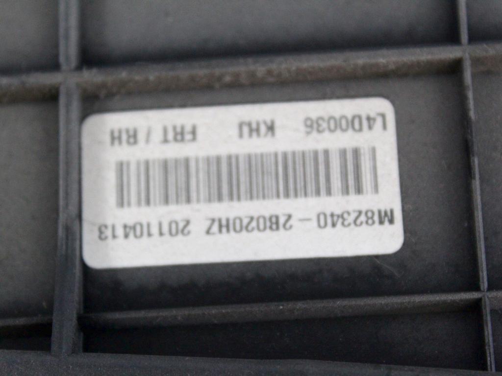 NOTRANJA OBLOGA SPREDNJIH VRAT OEM N. PNADTHYSANTAFECMMK2SV5P ORIGINAL REZERVNI DEL HYUNDAI SANTA FE CM MK2 (2006 - 2012)DIESEL LETNIK 2011