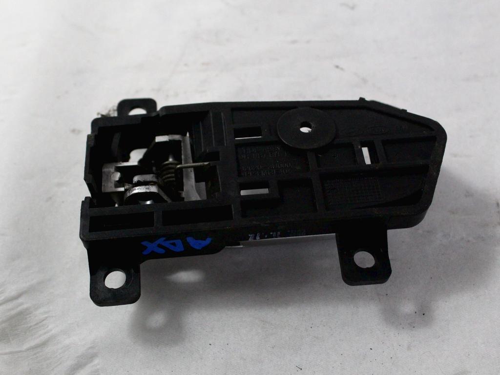 NOTRANJA KLJUKA  OEM N. 82620-3U000 ORIGINAL REZERVNI DEL KIA SPORTAGE SL MK3 (2010 - 2016)DIESEL LETNIK 2013