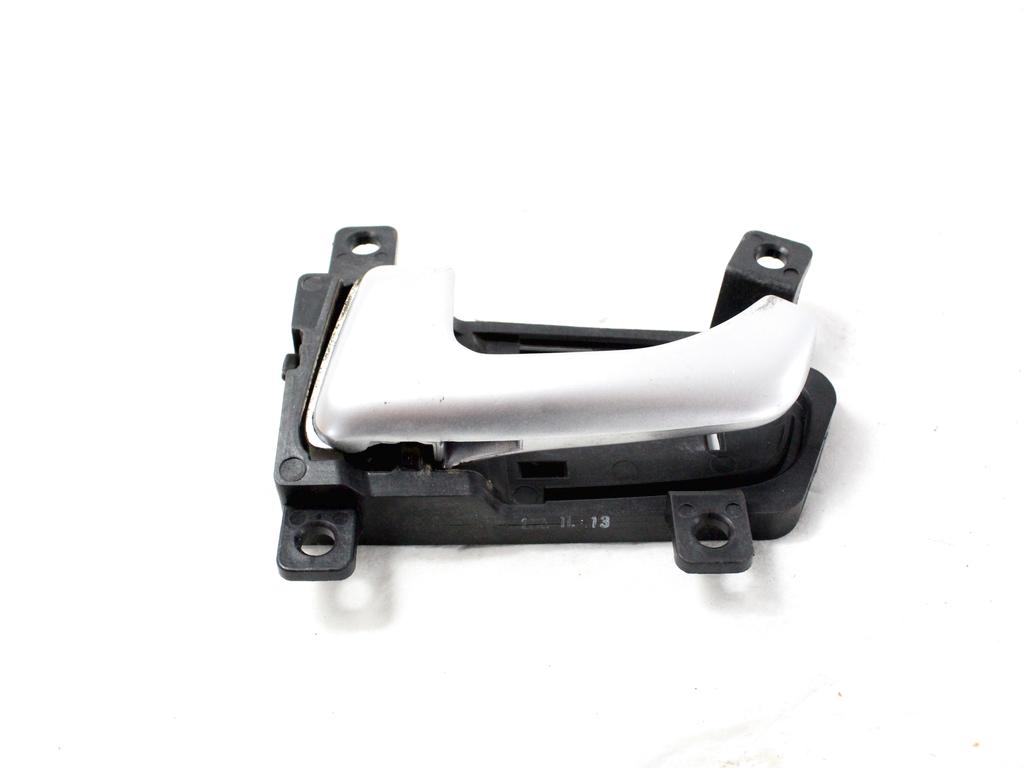 NOTRANJA KLJUKA  OEM N. 82610-3U000 ORIGINAL REZERVNI DEL KIA SPORTAGE SL MK3 (2010 - 2016)DIESEL LETNIK 2013