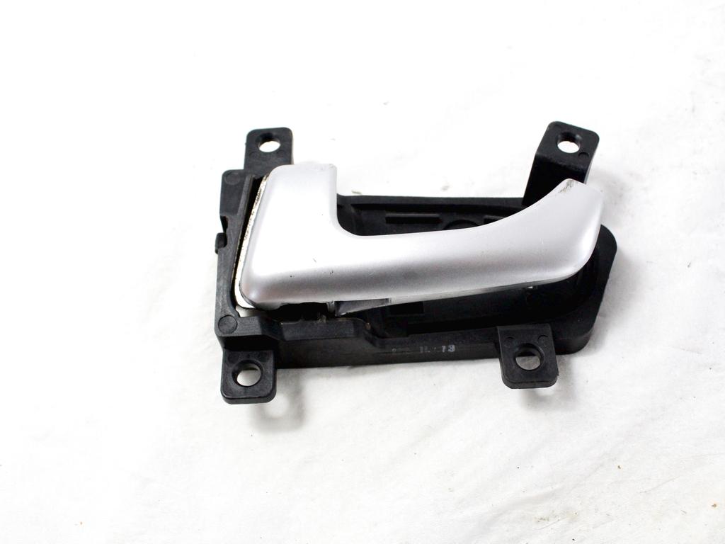 NOTRANJA KLJUKA  OEM N. 82610-3U000 ORIGINAL REZERVNI DEL KIA SPORTAGE SL MK3 (2010 - 2016)DIESEL LETNIK 2013