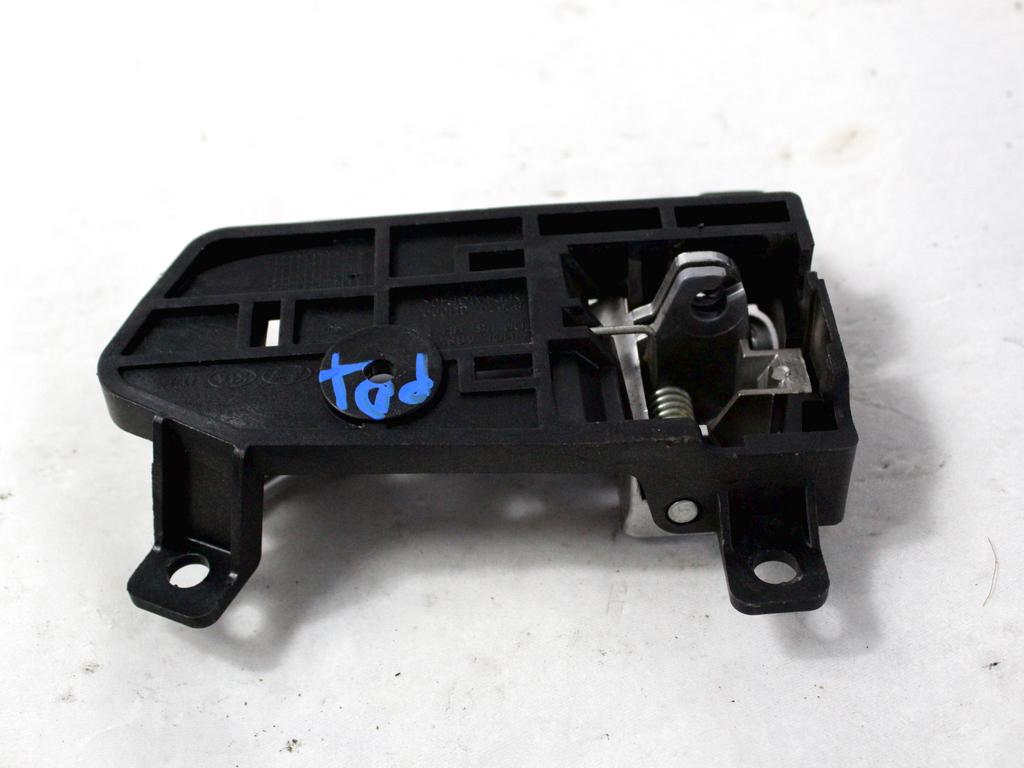 NOTRANJA KLJUKA  OEM N. 82620-3U000 ORIGINAL REZERVNI DEL KIA SPORTAGE SL MK3 (2010 - 2016)DIESEL LETNIK 2013