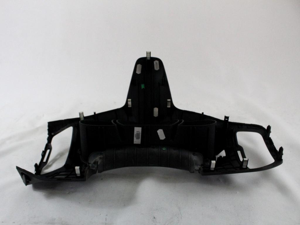 ARMATURNA PLO?CA OEM N. 84830-3U010AK5 ORIGINAL REZERVNI DEL KIA SPORTAGE SL MK3 (2010 - 2016)DIESEL LETNIK 2013