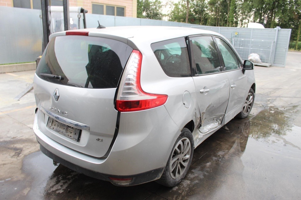 RENAULT GRAND SCENIC 1.5 D 81KW 6M 5P (2014) RICAMBI IN MAGAZZINO