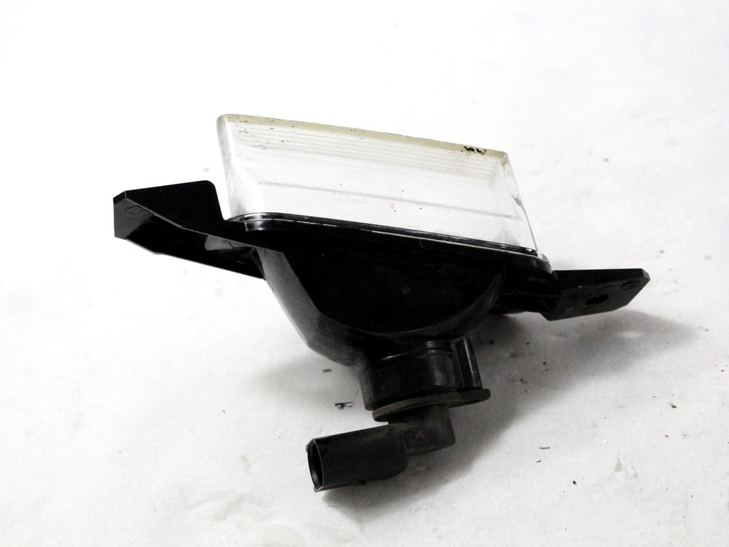 ZADNJA MEGLENKA  OEM N. 5N0941072 ORIGINAL REZERVNI DEL VOLKSWAGEN TIGUAN 5N MK1 (2007 - 2011)DIESEL LETNIK 2009