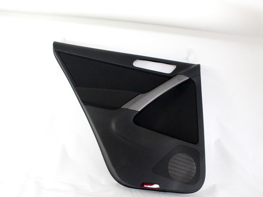 VRATNI PANEL OEM N. PNPSTVWTIGUAN5NMK1SV5P ORIGINAL REZERVNI DEL VOLKSWAGEN TIGUAN 5N MK1 (2007 - 2011)DIESEL LETNIK 2009