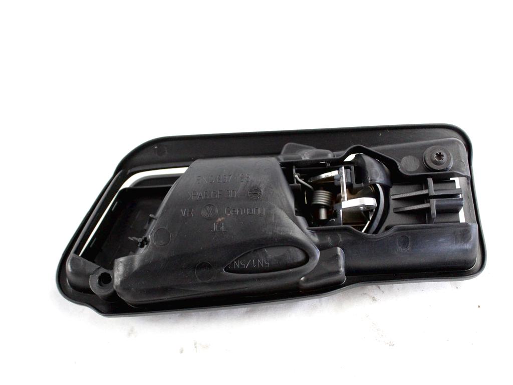 NOTRANJA KLJUKA  OEM N. 5N0837198 ORIGINAL REZERVNI DEL VOLKSWAGEN TIGUAN 5N MK1 (2007 - 2011)DIESEL LETNIK 2009