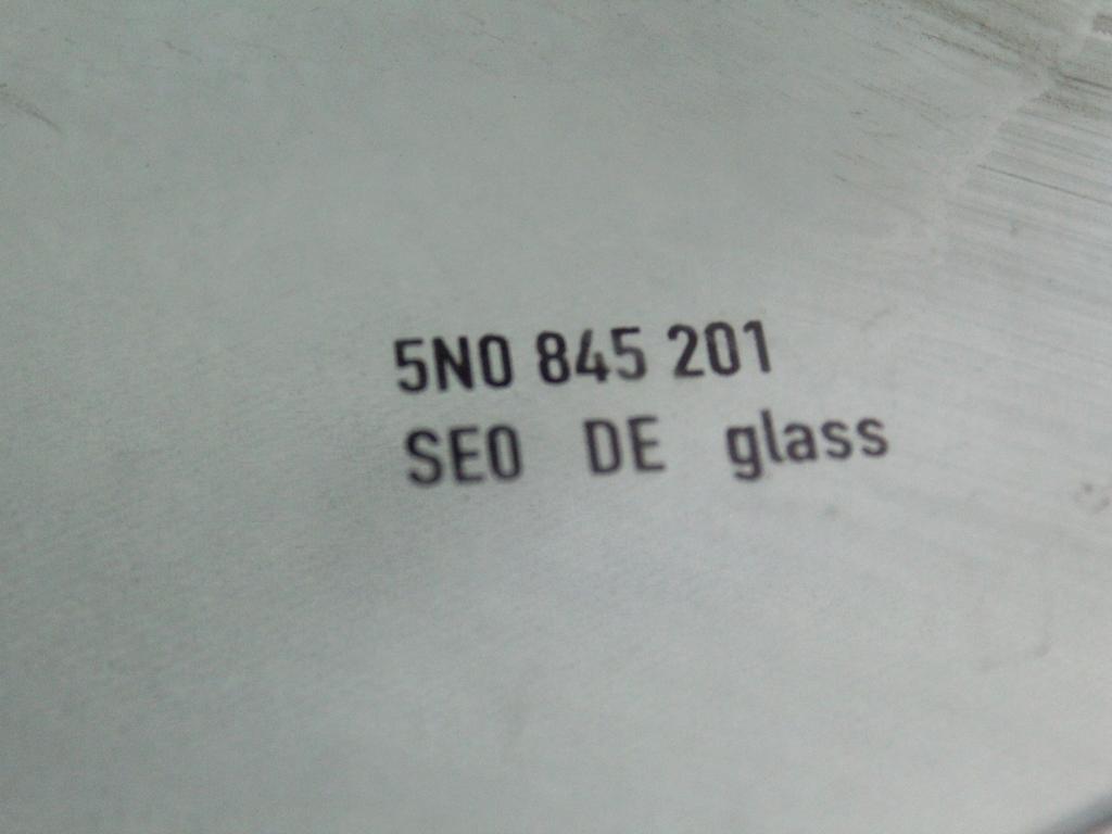 STEKLO SPREDNJIH LEVIH VRAT OEM N. 5N0845201 ORIGINAL REZERVNI DEL VOLKSWAGEN TIGUAN 5N MK1 (2007 - 2011)DIESEL LETNIK 2009