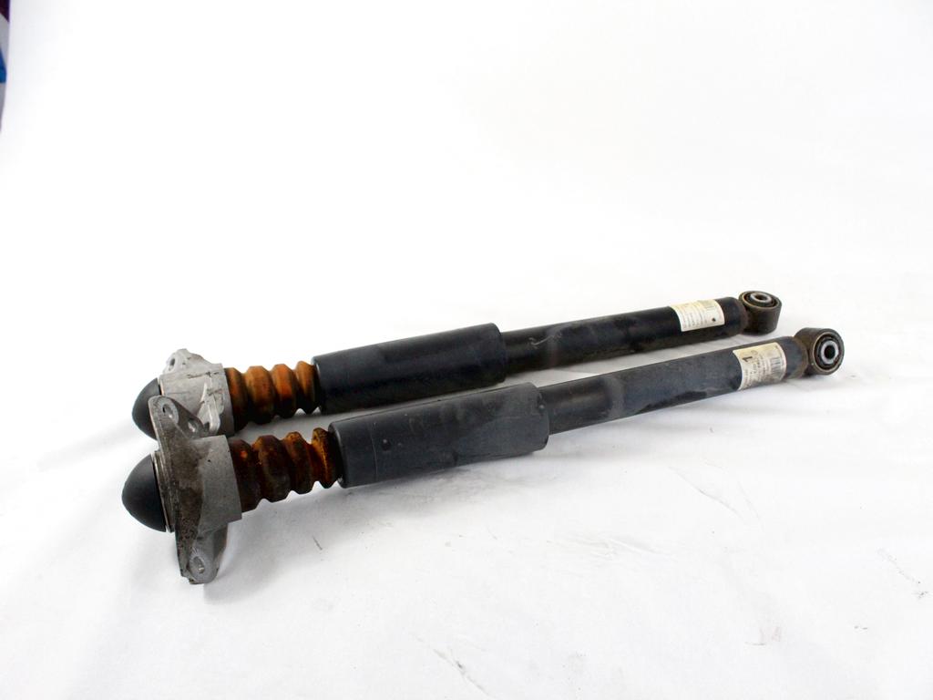 ZADNJI AMORTIZERJI OEM N. 23178 COPPIA AMMORTIZZATORI POSTERIORI ORIGINAL REZERVNI DEL VOLKSWAGEN TIGUAN 5N MK1 (2007 - 2011)DIESEL LETNIK 2009