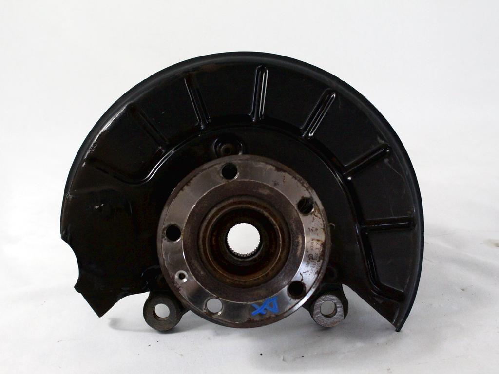 VRTLJIVI LEZAJ DESNO / PESTO KOLESA Z LEZAJEM SPREDAJ OEM N. 1K0407256AA ORIGINAL REZERVNI DEL VOLKSWAGEN TIGUAN 5N MK1 (2007 - 2011)DIESEL LETNIK 2009