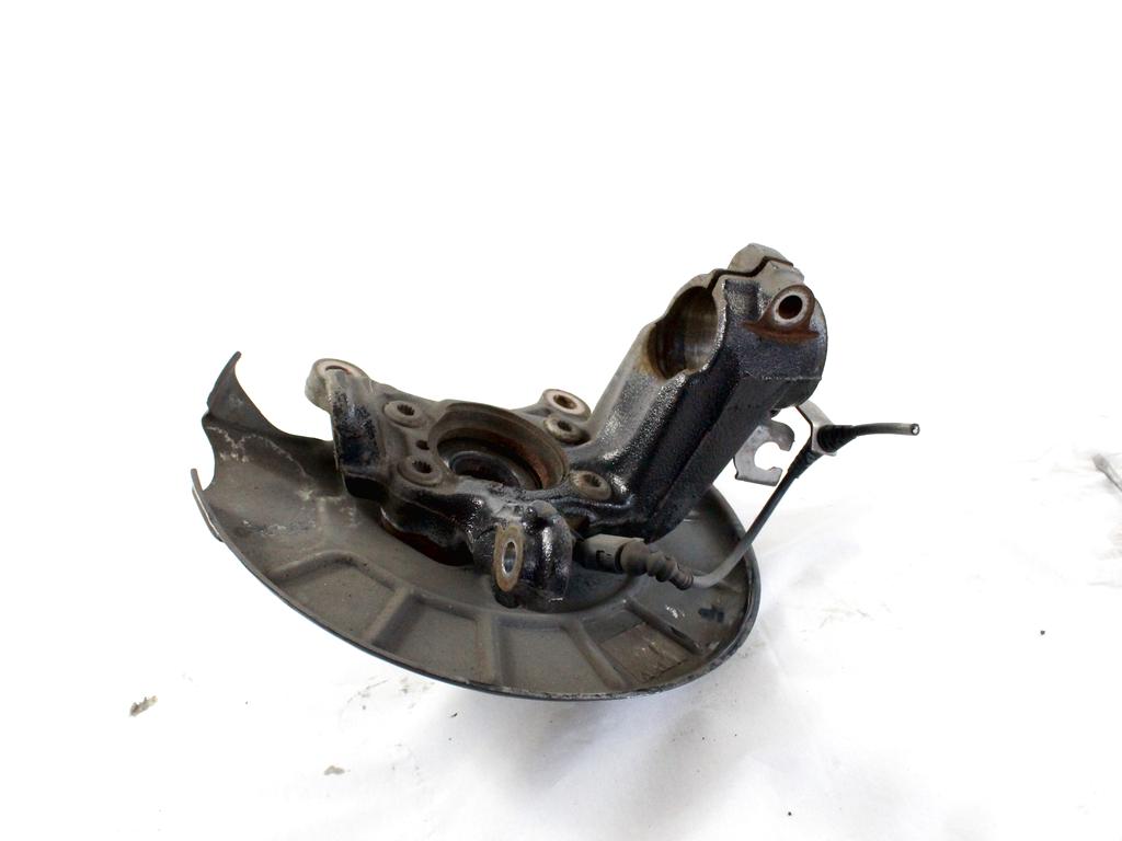 VRTLJIVI LEZAJ DESNO / PESTO KOLESA Z LEZAJEM SPREDAJ OEM N. 1K0407256AA ORIGINAL REZERVNI DEL VOLKSWAGEN TIGUAN 5N MK1 (2007 - 2011)DIESEL LETNIK 2009