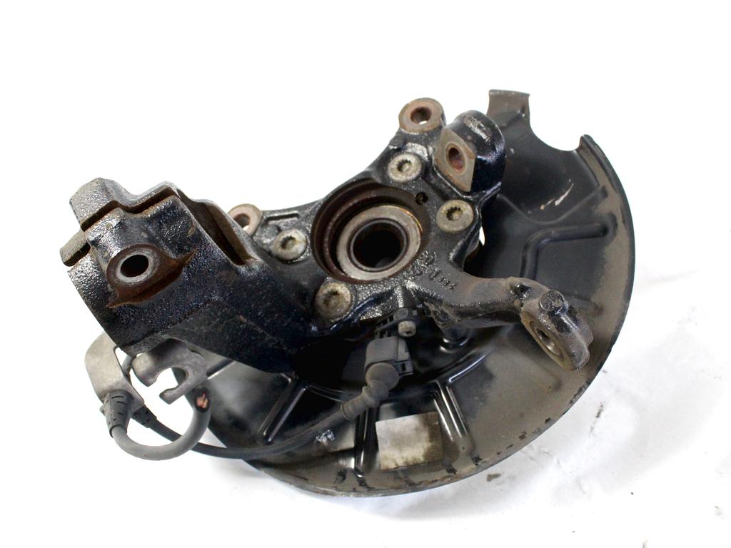 LEVI VRTLJIVI LEZAJ / PESTO KOLESA Z LEZAJEM SPREDAJ OEM N. 1K0407255AA ORIGINAL REZERVNI DEL VOLKSWAGEN TIGUAN 5N MK1 (2007 - 2011)DIESEL LETNIK 2009