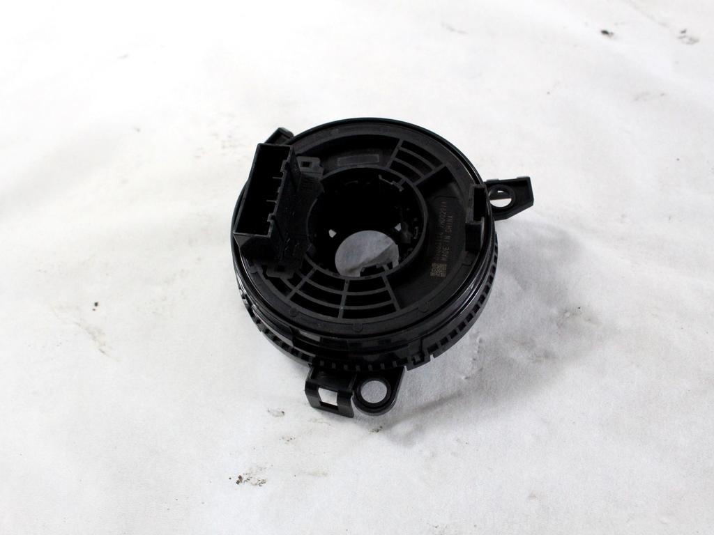 KONTAKT SPIRALA OEM N. 39063118 ORIGINAL REZERVNI DEL OPEL ASTRA K B16 5P/3P/SW (2015 - 2021)DIESEL LETNIK 2017