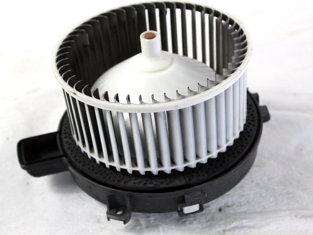 VENTILATOR  KABINE  OEM N. 13497776 ORIGINAL REZERVNI DEL OPEL ASTRA K B16 5P/3P/SW (2015 - 2021)DIESEL LETNIK 2017