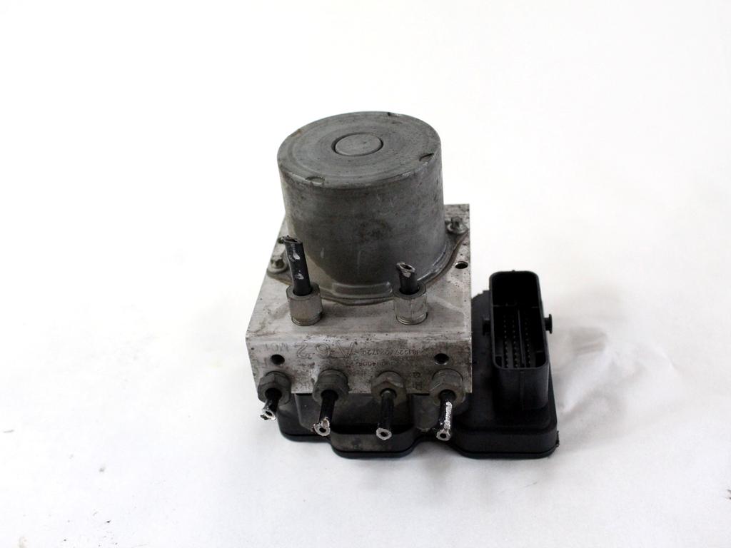 ABS AGREGAT S PUMPO OEM N. 39064664 ORIGINAL REZERVNI DEL OPEL ASTRA K B16 5P/3P/SW (2015 - 2021)DIESEL LETNIK 2017