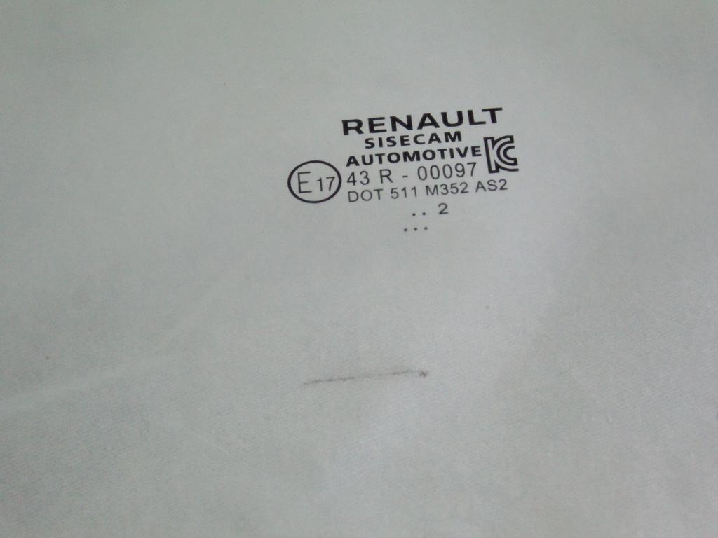 STEKLO SPREDNJIH LEVIH VRAT OEM N. 803011870R ORIGINAL REZERVNI DEL RENAULT CLIO B7 SCE MK5 (DAL 2019)IBRIDO (ELETRICO-BENZINA) LETNIK 2022