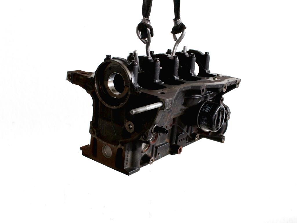 BLOK MOTORJA OEM N. 6001549035 ORIGINAL REZERVNI DEL DACIA SANDERO MK1 (2008 - 2012) BENZINA/GPL LETNIK 2010