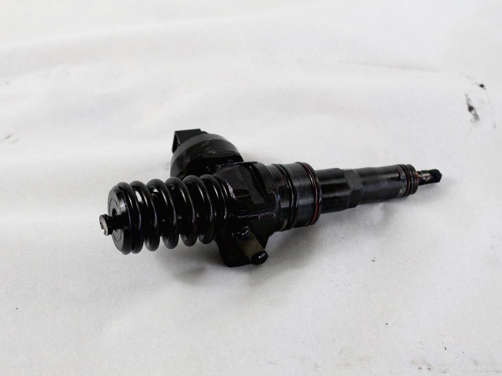 INJEKTORJI DIESEL OEM N. 038130073BA ORIGINAL REZERVNI DEL AUDI A4 B6 8E2 8E5 BER/SW (2001 - 2005) DIESEL LETNIK 2002