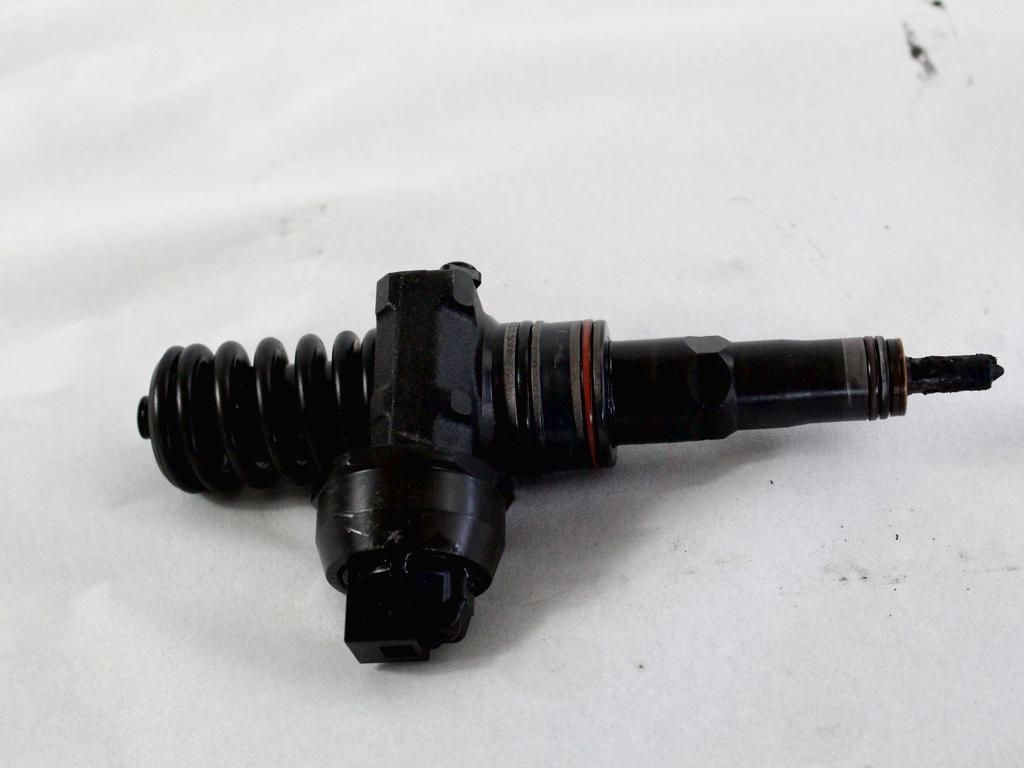 INJEKTORJI DIESEL OEM N. 038130073BA ORIGINAL REZERVNI DEL AUDI A4 B6 8E2 8E5 BER/SW (2001 - 2005) DIESEL LETNIK 2002