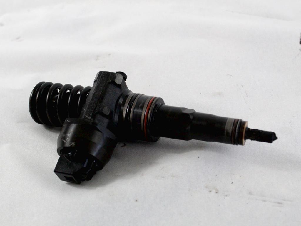 INJEKTORJI DIESEL OEM N. 038130073BA ORIGINAL REZERVNI DEL AUDI A4 B6 8E2 8E5 BER/SW (2001 - 2005) DIESEL LETNIK 2002