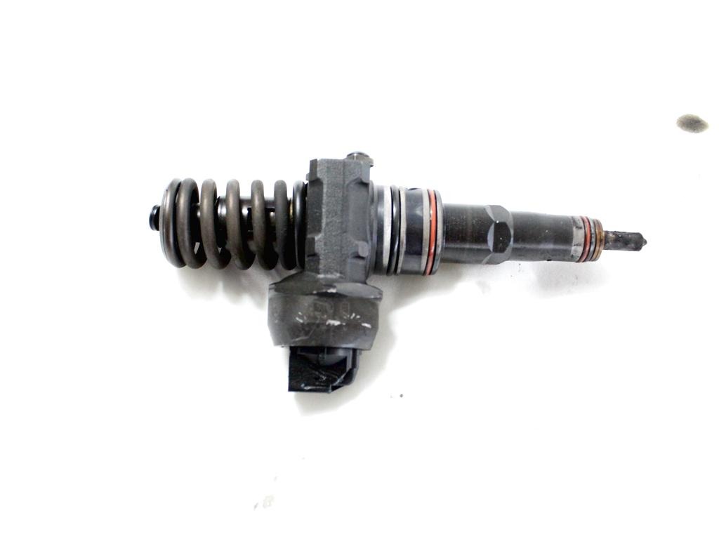 INJEKTORJI DIESEL OEM N. 038130073BA ORIGINAL REZERVNI DEL AUDI A4 B6 8E2 8E5 BER/SW (2001 - 2005) DIESEL LETNIK 2002