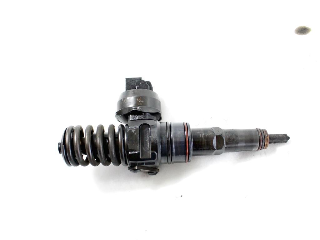 INJEKTORJI DIESEL OEM N. 038130073BA ORIGINAL REZERVNI DEL AUDI A4 B6 8E2 8E5 BER/SW (2001 - 2005) DIESEL LETNIK 2002