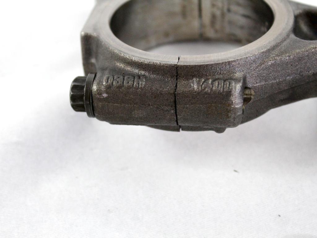 BAT ROCICNE GREDI/ OEM N. 038198401D ORIGINAL REZERVNI DEL AUDI A4 B6 8E2 8E5 BER/SW (2001 - 2005) DIESEL LETNIK 2002