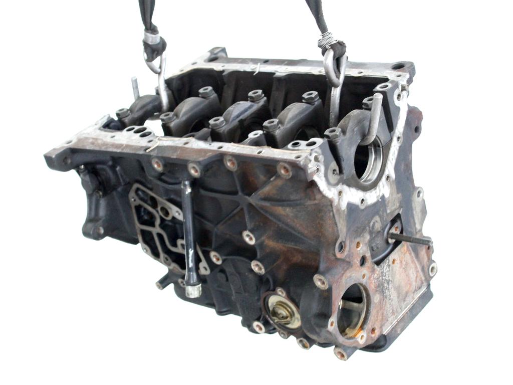 BLOK MOTORJA OEM N. 038103101T ORIGINAL REZERVNI DEL AUDI A4 B6 8E2 8E5 BER/SW (2001 - 2005) DIESEL LETNIK 2002