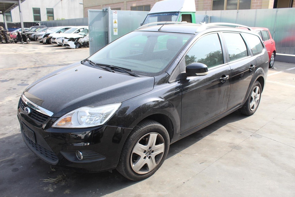 FORD FOCUS SW 1.6 D 66KW 5M 5P (2009) RICAMBI USATI AUTO IN PIAZZALE 