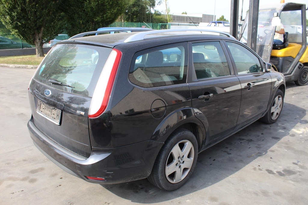 FORD FOCUS SW 1.6 D 66KW 5M 5P (2009) RICAMBI USATI AUTO IN PIAZZALE 