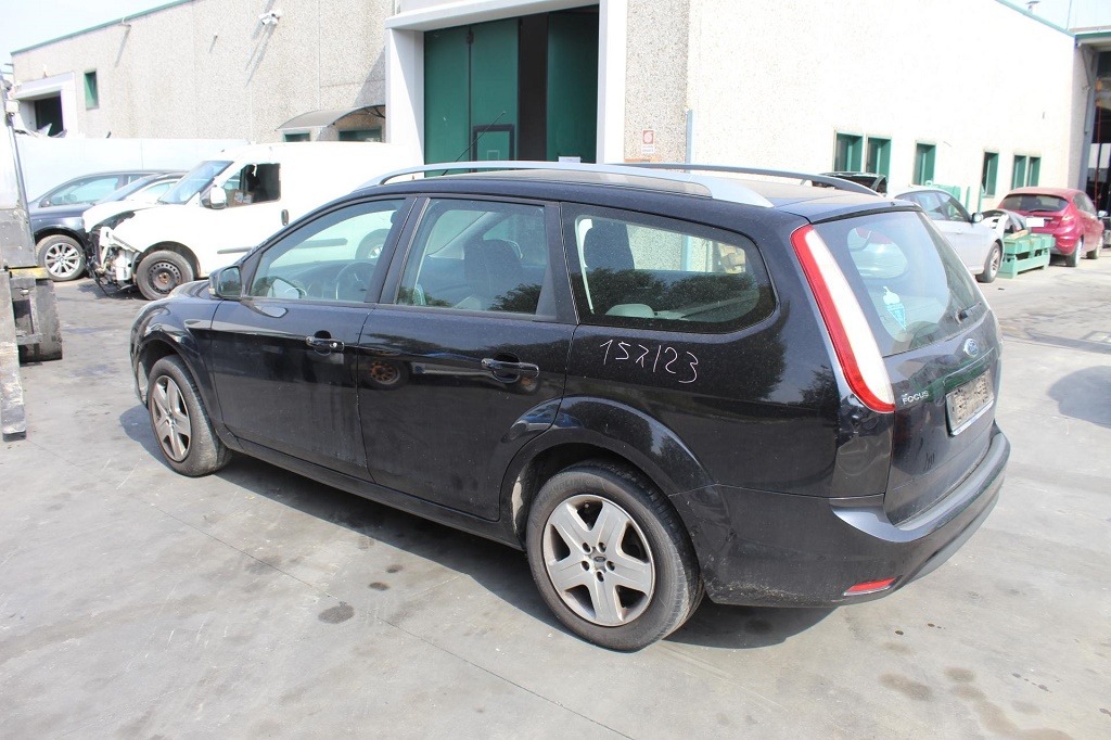 FORD FOCUS SW 1.6 D 66KW 5M 5P (2009) RICAMBI USATI AUTO IN PIAZZALE 