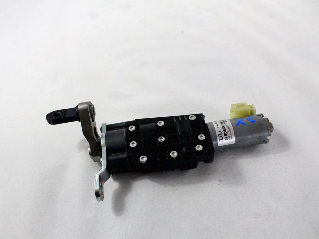 ZAKLEPANJE PRTLJA?NIH VRAT  OEM N. 8W9827851A ORIGINAL REZERVNI DEL AUDI A4 B9 BER/SW/ALLROAD (2015 - 2019)DIESEL LETNIK 2017