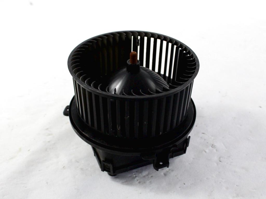 VENTILATOR  KABINE  OEM N. 4M1820021A ORIGINAL REZERVNI DEL AUDI A4 B9 BER/SW/ALLROAD (2015 - 2019)DIESEL LETNIK 2017