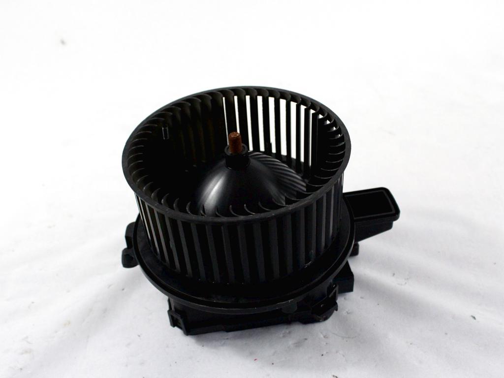 VENTILATOR  KABINE  OEM N. 4M1820021A ORIGINAL REZERVNI DEL AUDI A4 B9 BER/SW/ALLROAD (2015 - 2019)DIESEL LETNIK 2017