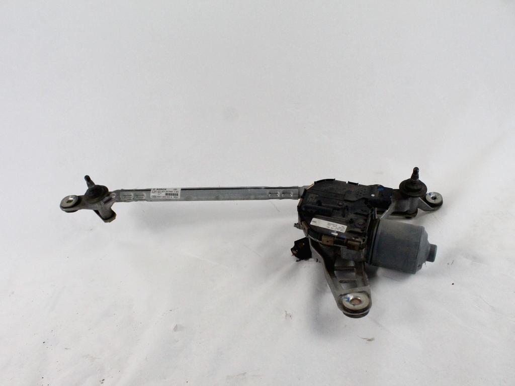 MOTORCEK PREDNJIH BRISALCEV OEM N. 8W1955119 ORIGINAL REZERVNI DEL AUDI A4 B9 BER/SW/ALLROAD (2015 - 2019)DIESEL LETNIK 2017