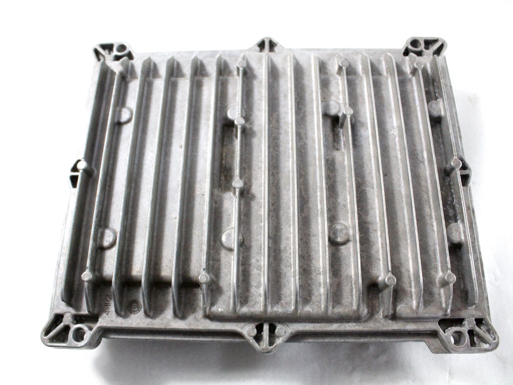 KOMPLET ODKLEPANJE IN VZIG  OEM N. 8W0907311B ORIGINAL REZERVNI DEL AUDI A4 B9 BER/SW/ALLROAD (2015 - 2019)DIESEL LETNIK 2017