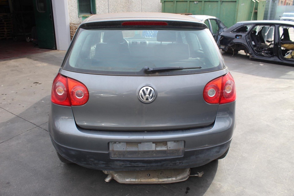 VOLKSWAGEN GOLF 5 1.6 B 85KW 6M 3P (2005) RICAMBI IN MAGAZZINO