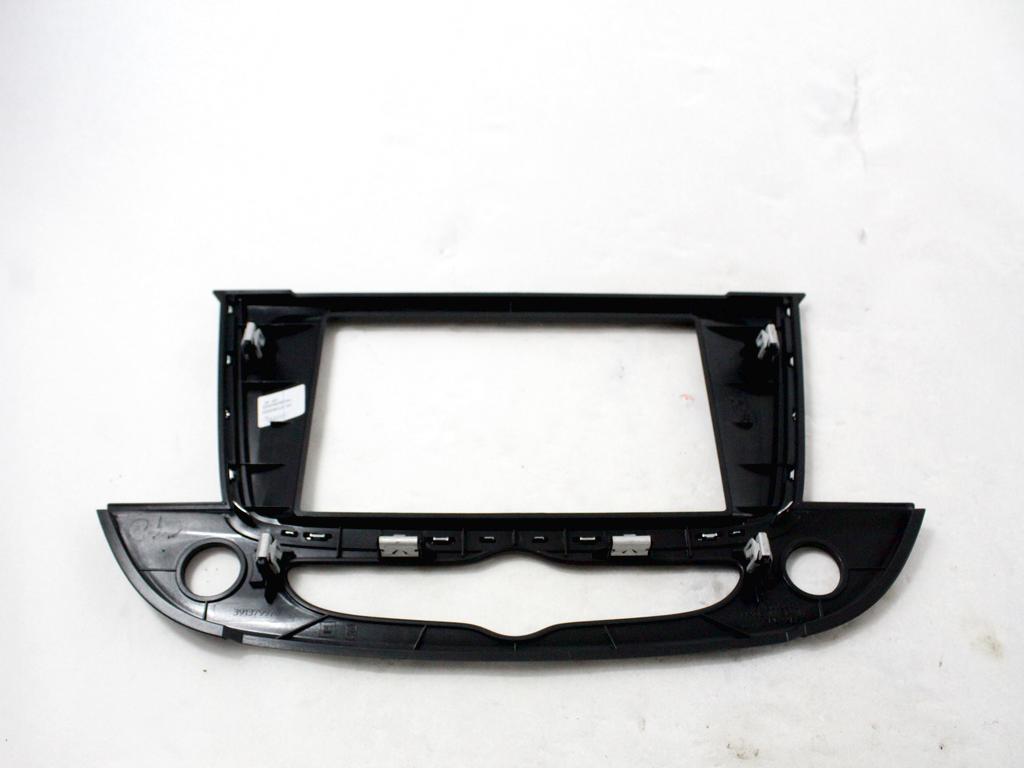 39008090 MASCHERINA RIVESTIMENTO DISPLAY COMPUTER DI BORDO OPEL CROSSLAND 1.2 B 61KW 5M 5P (2022) RICAMBIO USATO