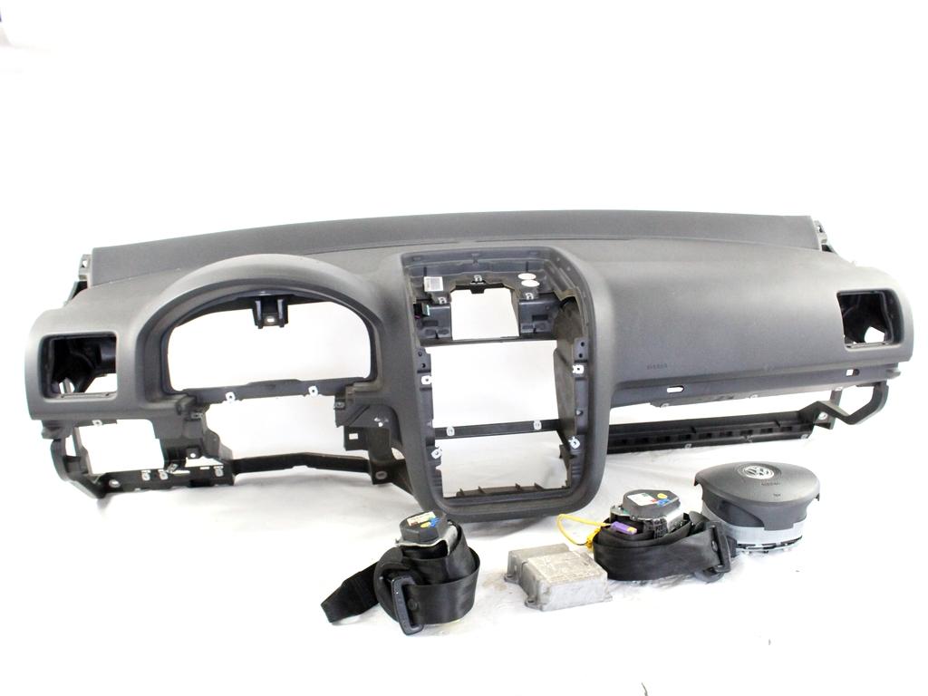 1K0909605N KIT AIRBAG VOLKSWAGEN GOLF 5 1.6 B 85KW 6M 3P (2005) RICAMBIO USATO CON PRETENSIONATORI CINTURE DI SICUREZZA, CENTRALINA AIRBAG, AIRBAG VOLANTE GUIDATORE, AIRBAG PASSEGGERO, CRUSCOTTO 1K0880201N1BZ 1K0880204H