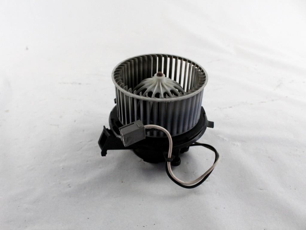 13276230 MOTORINO VENTOLA VENTILAZIONE ABITACOLO OPEL ASTRA J SW 1.7 D 96KW 6M 5P (2014) RICAMBIO USATO