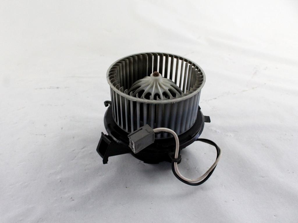 13276230 MOTORINO VENTOLA VENTILAZIONE ABITACOLO OPEL ASTRA J SW 1.7 D 96KW 6M 5P (2014) RICAMBIO USATO