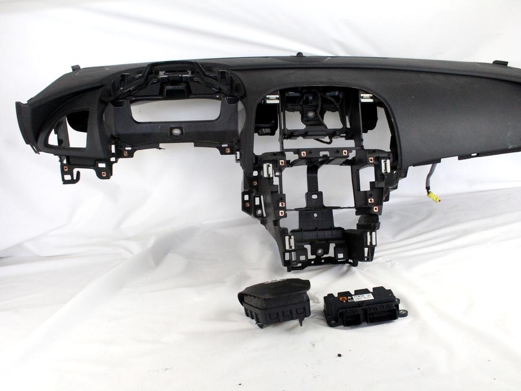 13589413 KIT AIRBAG OPEL ASTRA J SW 1.7 D 96KW 6M 5P (2014) RICAMBIO USATO CON CENTRALINA AIRBAG, AIRBAG VOLANTE GUIDATORE, AIRBAG PASSEGGERO, CRUSCOTTO 13299780 13381057