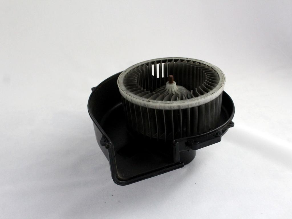 6R1819015 MOTORINO VENTOLA VENTILAZIONE ABITACOLO VOLKSWAGEN POLO 1.2 B 44KW 5M 5P (2013) RICAMBIO USATO