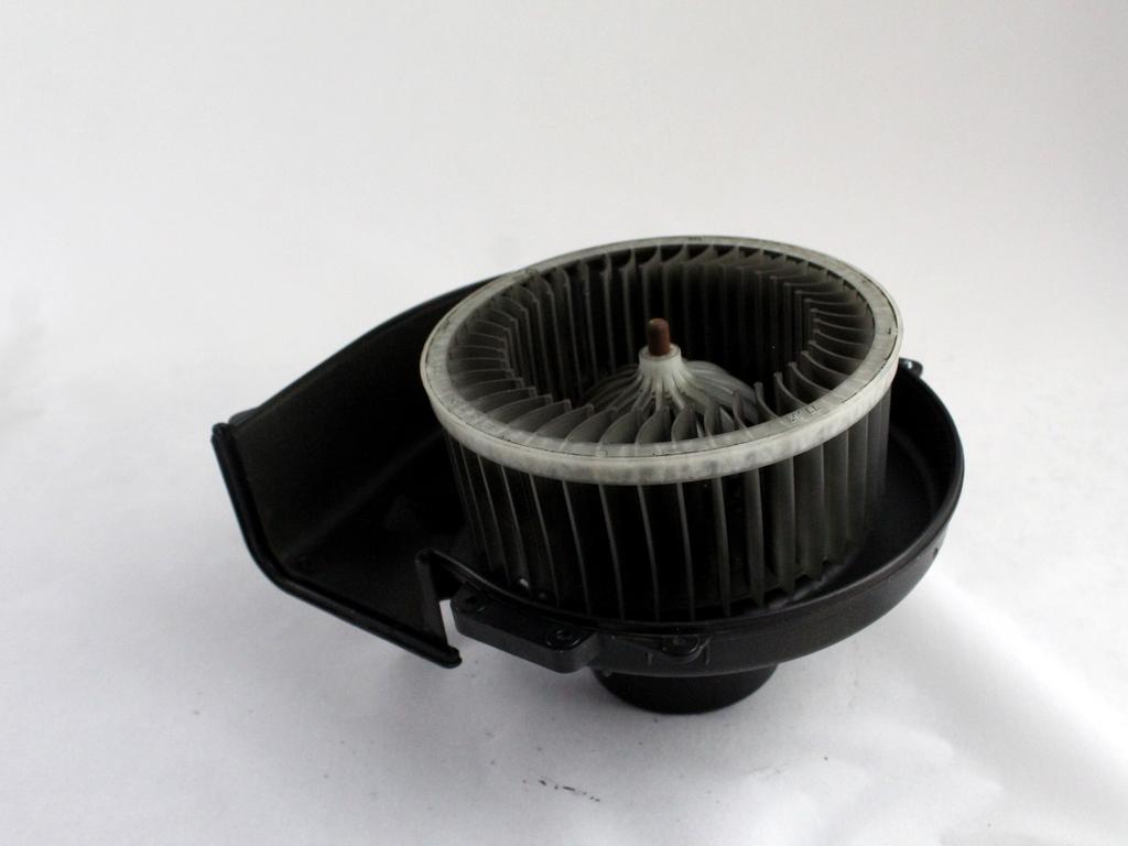 6R1819015 MOTORINO VENTOLA VENTILAZIONE ABITACOLO VOLKSWAGEN POLO 1.2 B 44KW 5M 5P (2013) RICAMBIO USATO