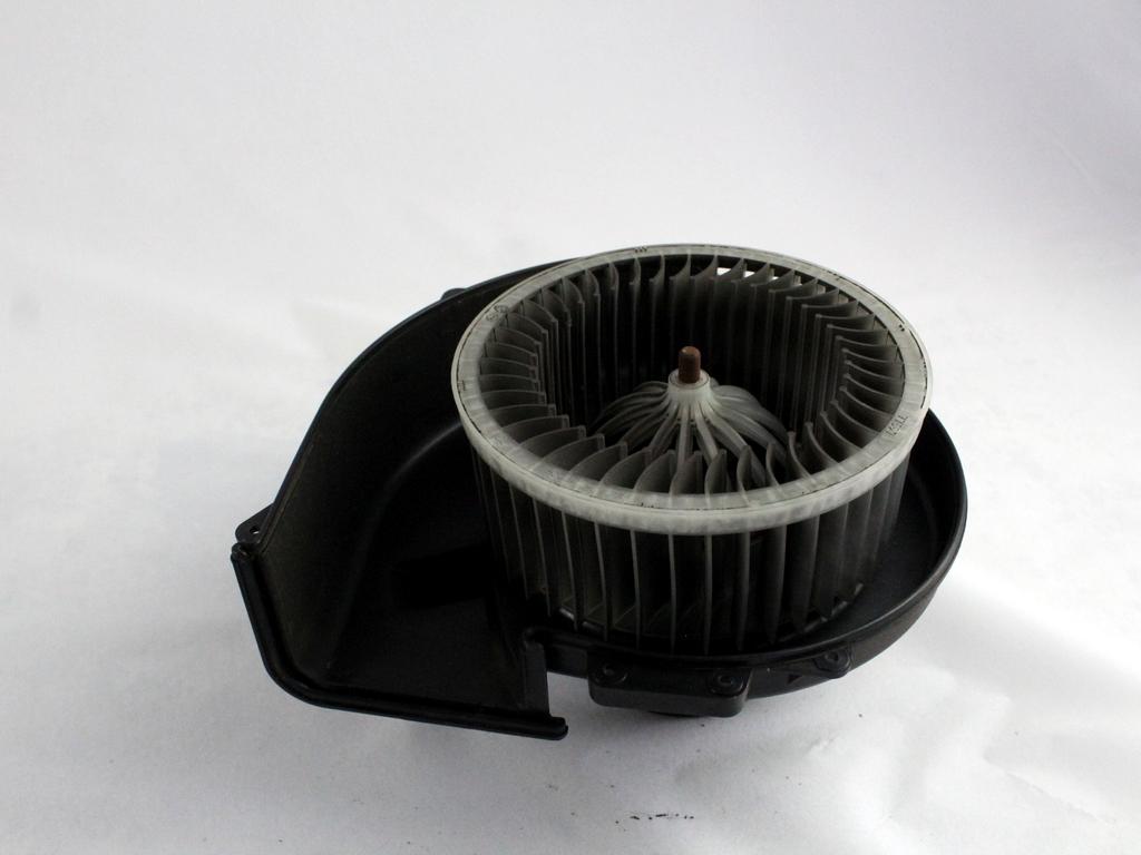 6R1819015 MOTORINO VENTOLA VENTILAZIONE ABITACOLO VOLKSWAGEN POLO 1.2 B 44KW 5M 5P (2013) RICAMBIO USATO